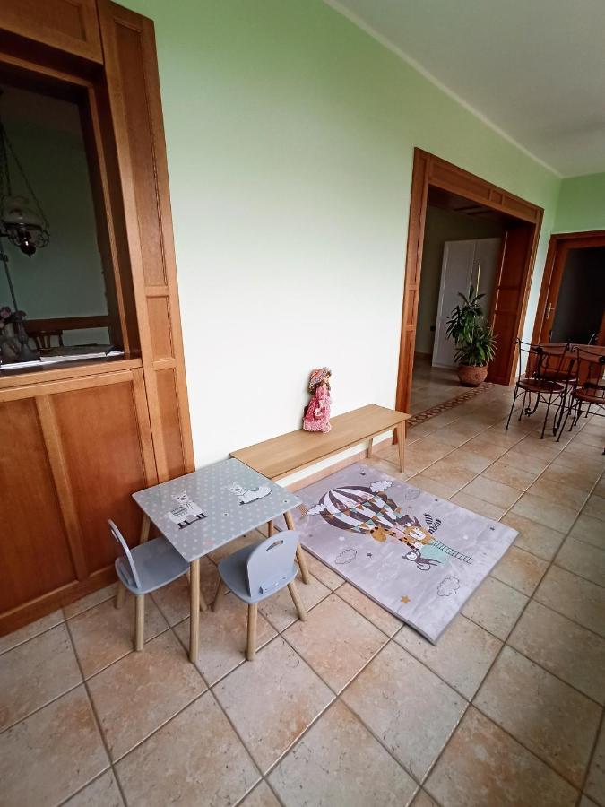 Villa Margerita With Private Pool, Yard And Parking Kaštelir Exteriör bild